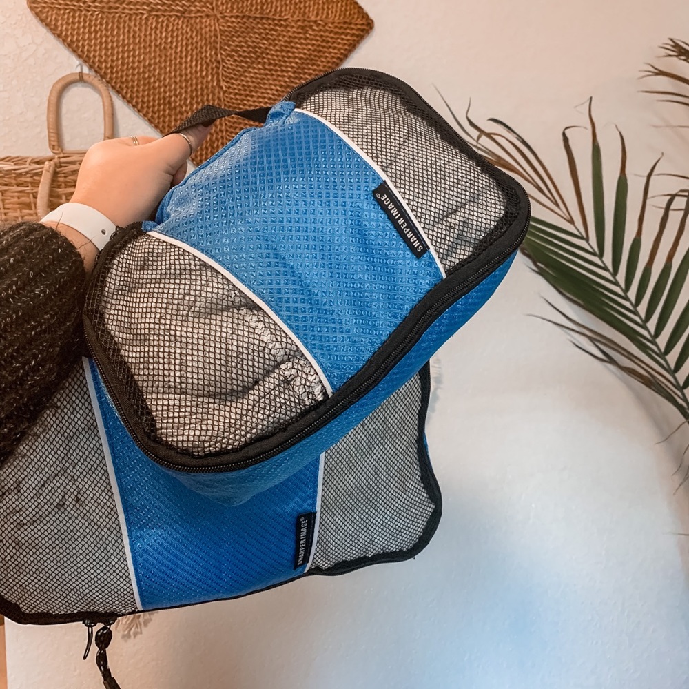 Set of Two Packing Cubes